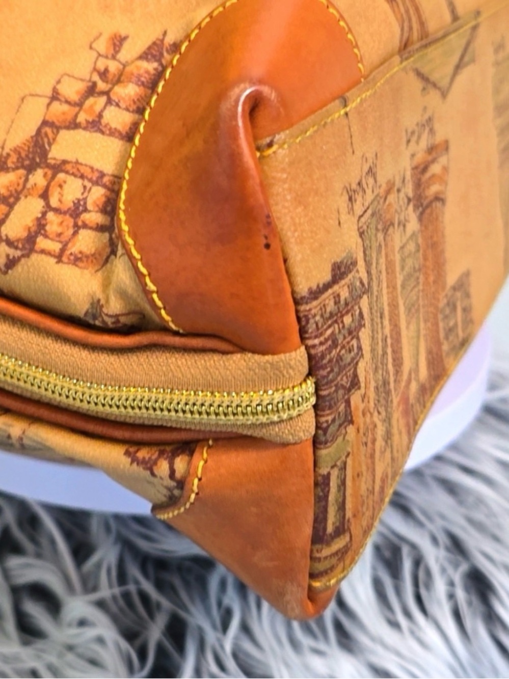 Arte Preziosa by Portone Vintage World Landmarks Dome Satchel - Picture 4 of 9